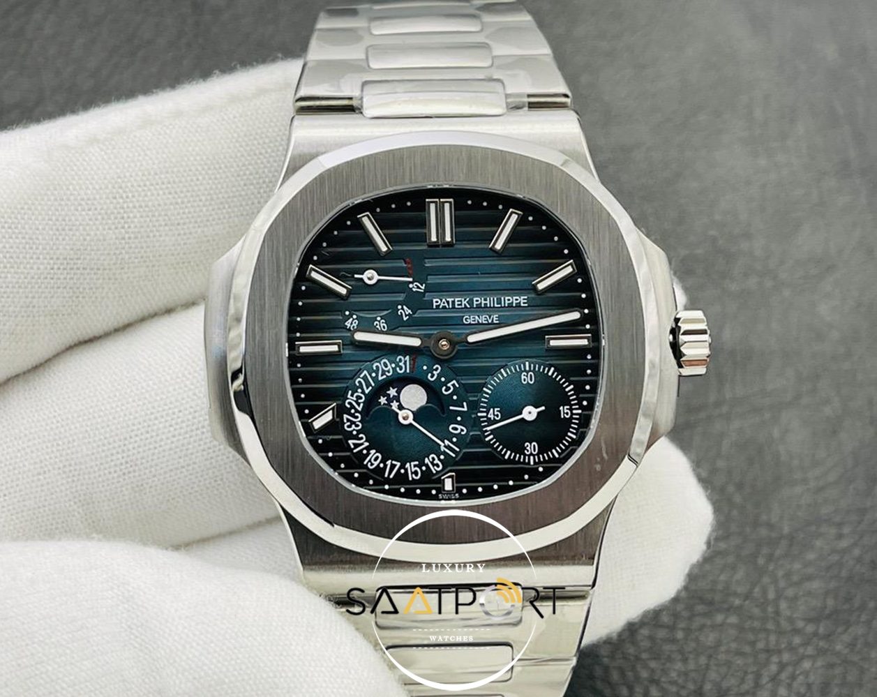 Patek Philippe Nautilus 5712/1A-001  V1