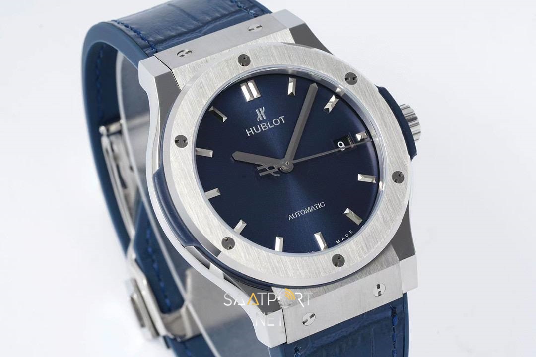 Hublot Classic Fusion Blue Titan Automatik 42 mm