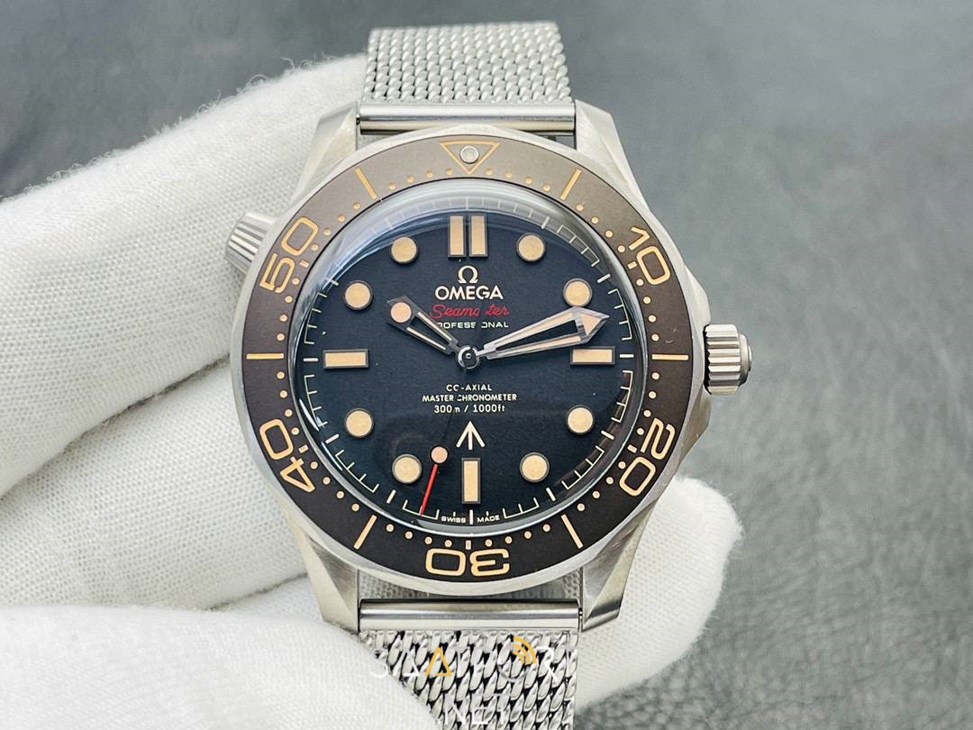 Omega Seamaster Diver 300 M No Time To Die 007 Super Clone ETA v2