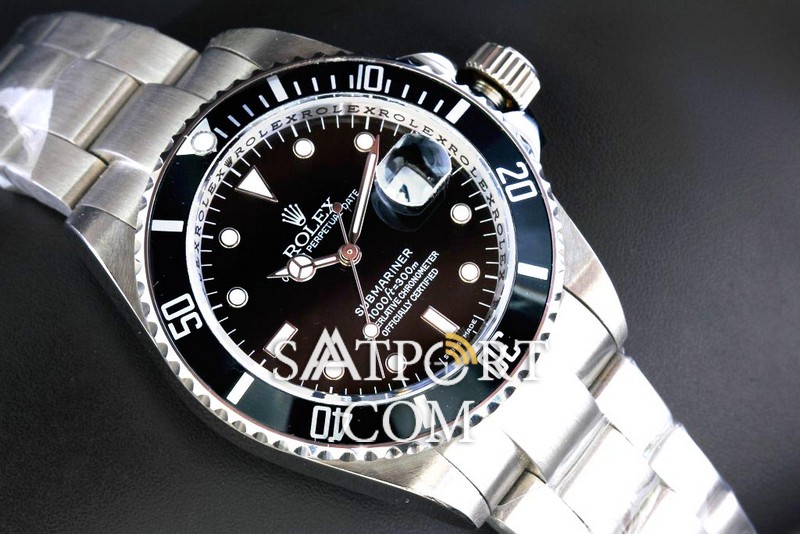 Rolex Submariner Otomatik Siyah Kadran