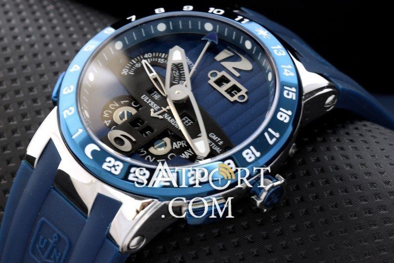 Ulysse Nardin El Toro Lacivert Gümüş