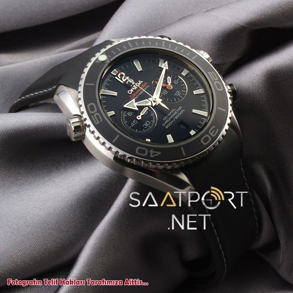 Omega Seamaster 007 Siyah Slikon Chronograph