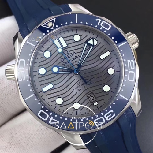 Omega Eta Saat 42 mm  2018 Seamaster Diver 300M VSF  Blue Ceramic Gray Dial on Blue