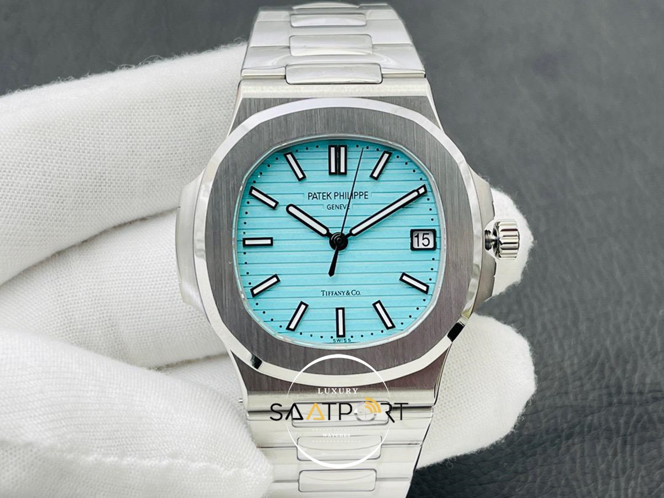 Patek Philippe Geneve Tiffany & Co. Nautilus 5711/1A-018