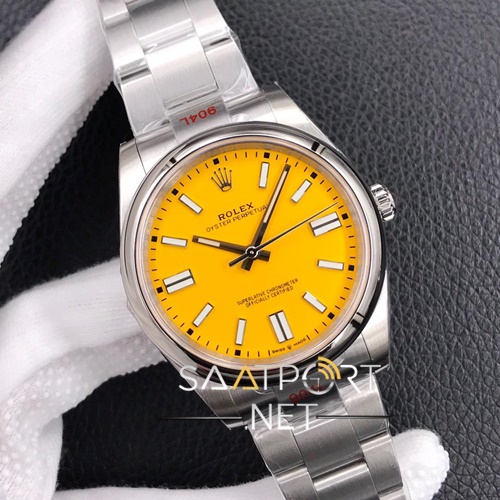 Rolex Oyster Perpetual 41 mm Sarı Kadran 2020 124300