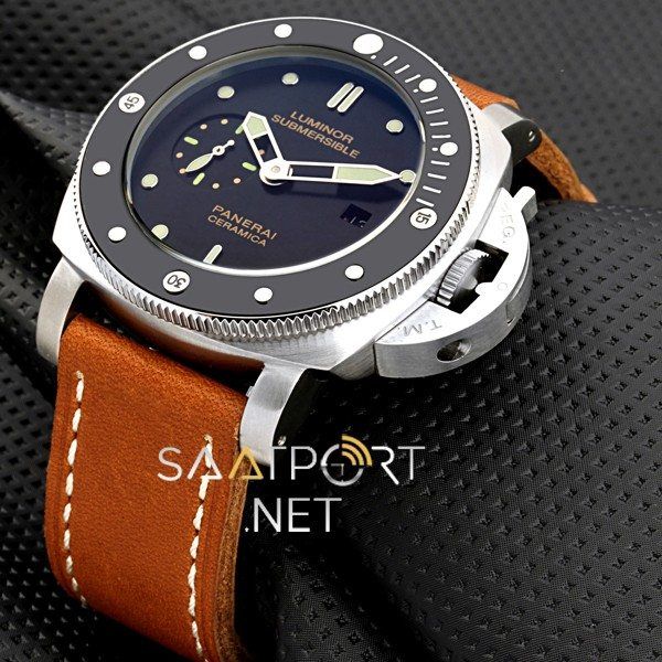 Panerai Luminor Submersible Otomatik