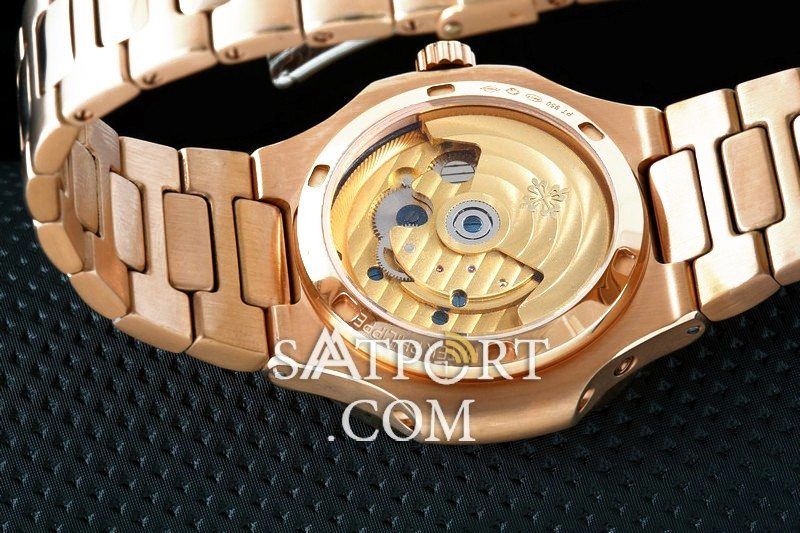 Patek Philippe Nautilus Rose Lacivert Kadran