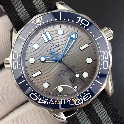 Omega 42 mm 2018 Seamaster Diver 300M VSF Blue Ceramic Gray Dial  A8800