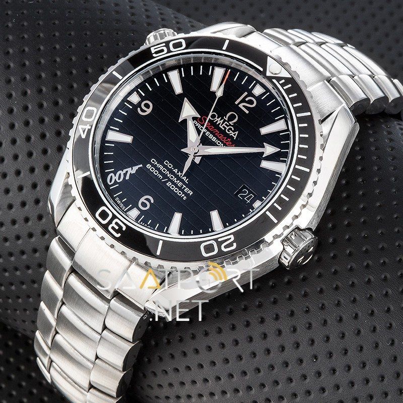 Omega Seamaster 007 Saat Kol Saati